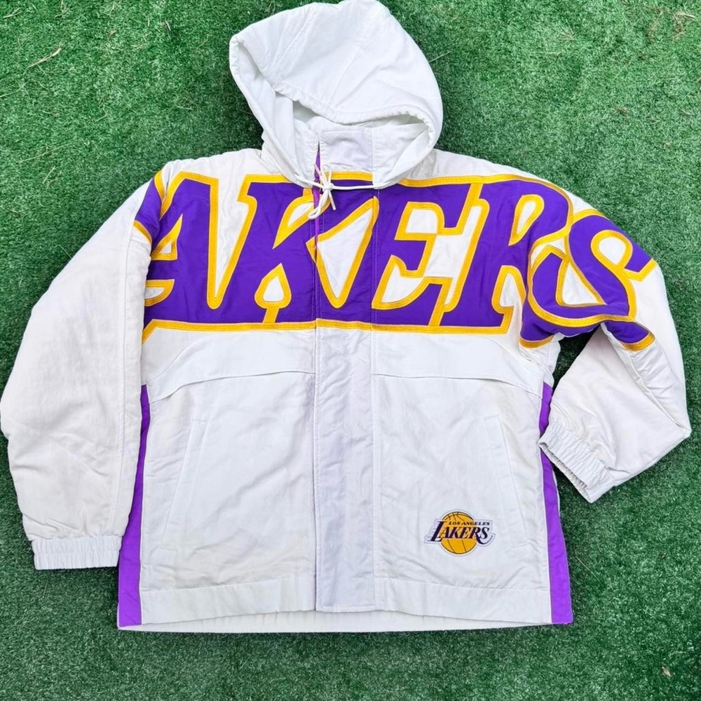 Nike Los Angeles Lakers puffer jacket in white and purple💟💟💜